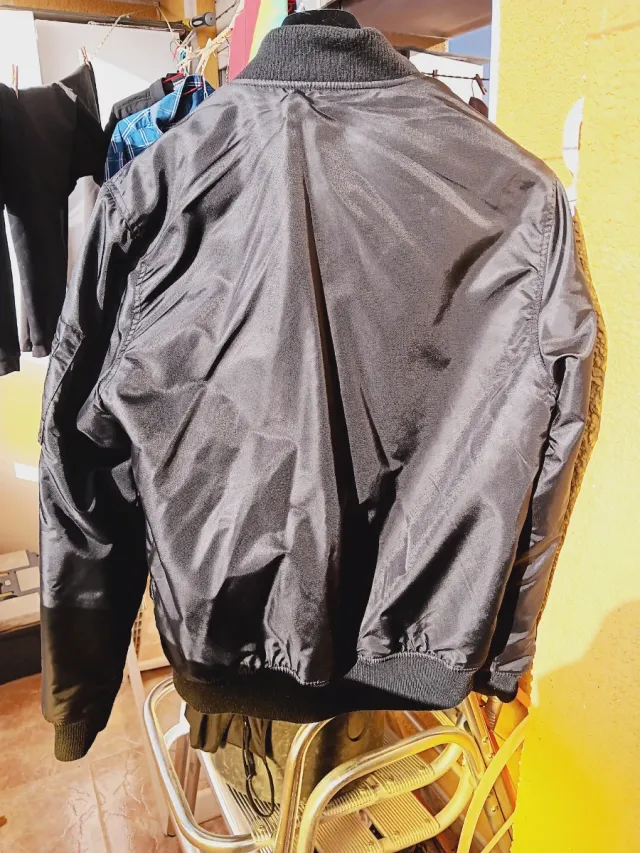 Chaqueta Bomber Negra Talla L