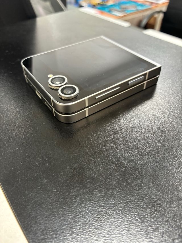 Samsung Galaxy Z Flip 6 Negro/Plata