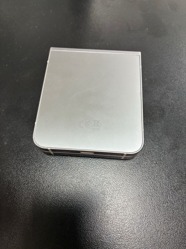 Samsung Galaxy Z Flip 6 Negro/Plata