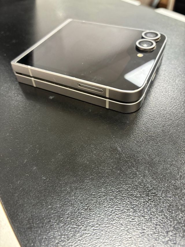 Samsung Galaxy Z Flip 6 Negro/Plata