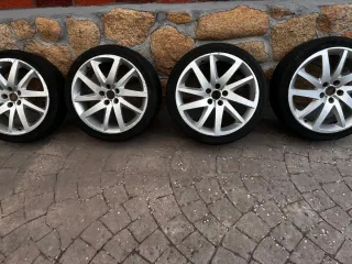 Llantas Seat Ibiza FR 17 205/40 R17 tornillo 5x100