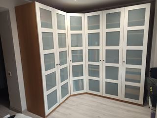 Armario esquinero madera y cristal