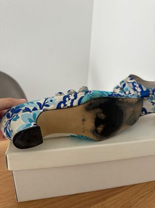 Zapatos fallera siglo XVIII