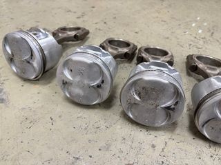 Bielas y pistones B16A2 Honda