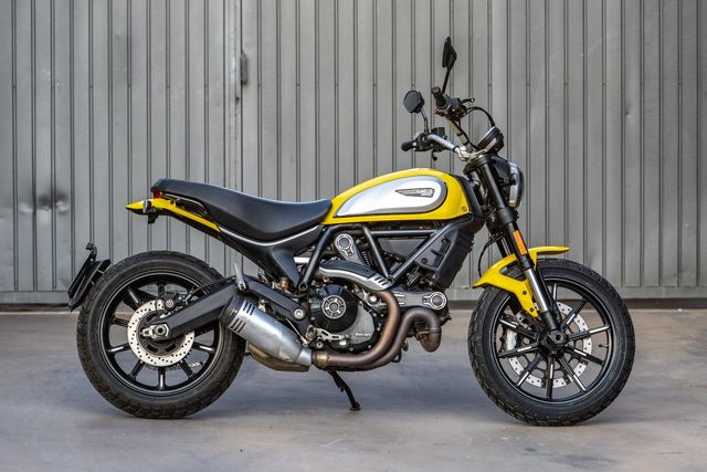 Ducati Scrambler Amarillo