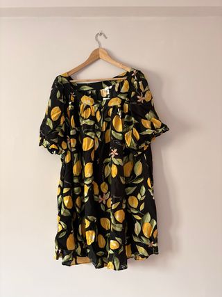 Novo vestido H&M Limines, tamanho XXL em segunda mão durante 15