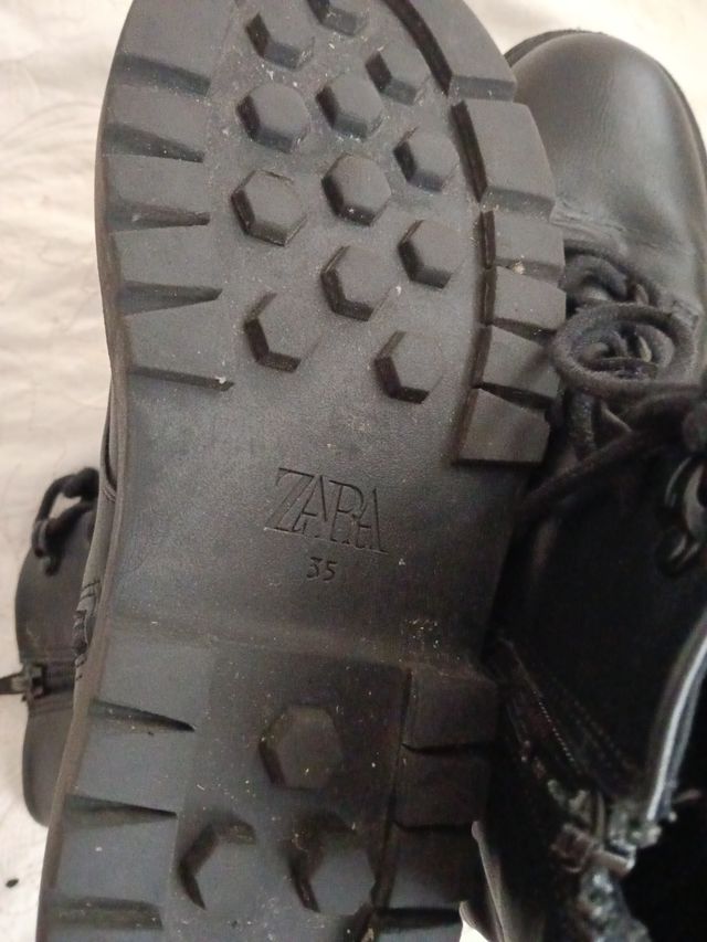 Botas Zara mujer talla 35 negras