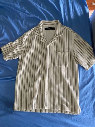 Camisa Bershka rayas beige y marrón Talla XS