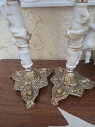 Coppia Candelabri Angioletti Porcellana Oro