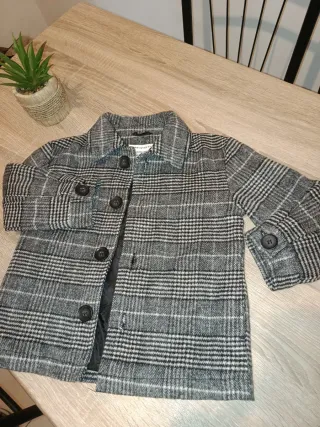 Abrigo  niño cuadros 