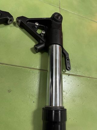 Horquillas triumph tiger sport 1050 2016-