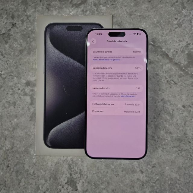 iPhone 15 Pro Max 256GB Negro Seminuevo