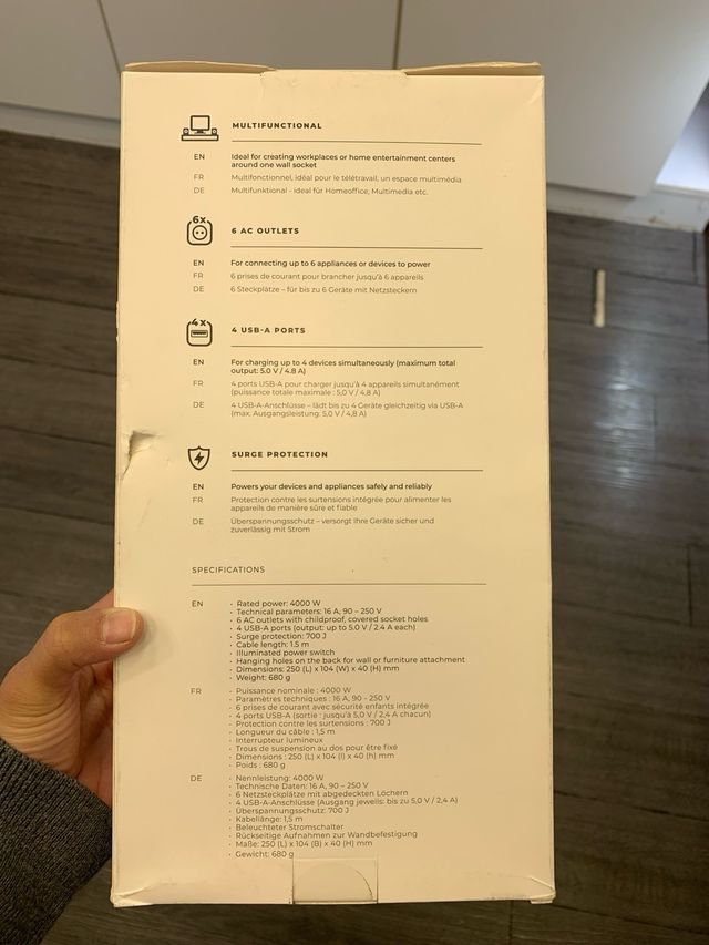 Regleta Multifuncional XQISIT 6 Enchufes + 4 USB