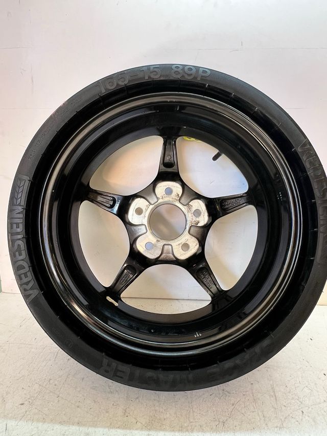 Rueda de repuesto Mercedes 165-15 69P