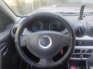 DACIA Sandero Laureate 2011 dCi 75cv E5 5p