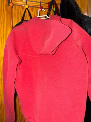 Conjunto Nike Tech Fleece Rojo