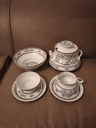 Vajilla Santa Clara Vigo Moisés Álvarez MAH.