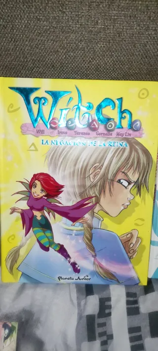 Lote (Witch) 2 libros y 5 revistas