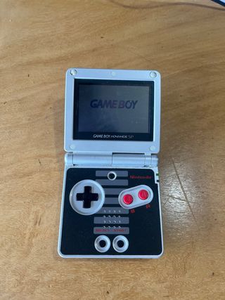 Nintendo Game Boy Advance SP Edición NES