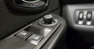 Renault Clio Limited 1.2 16v TCe