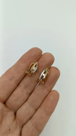 Pendientes de oro de 18kt.
