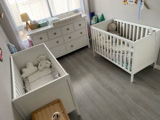 VENDO 2 CUNAS DE BEBÉ, COMO NUEVAS. 100 € CADA UNA