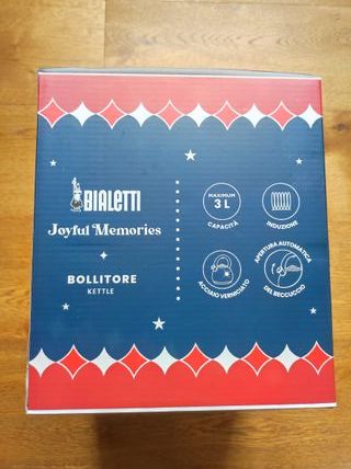 Bollitore Bialetti versione Natale ed. limitata