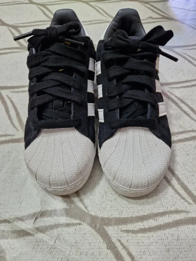 Adidas Superstar