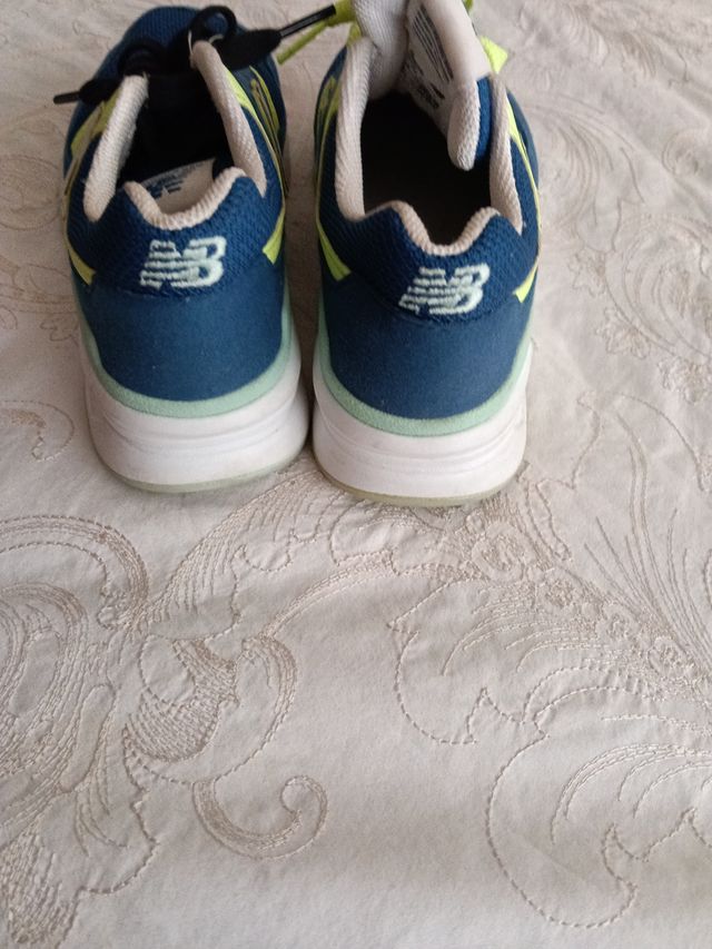 Zapatillas New Balance niño T33 azul/neón