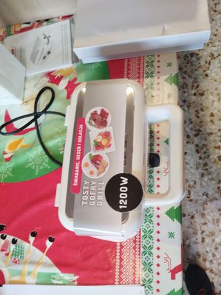 Sandwichera, Waffle Maker y Grill MPM 3 en 1