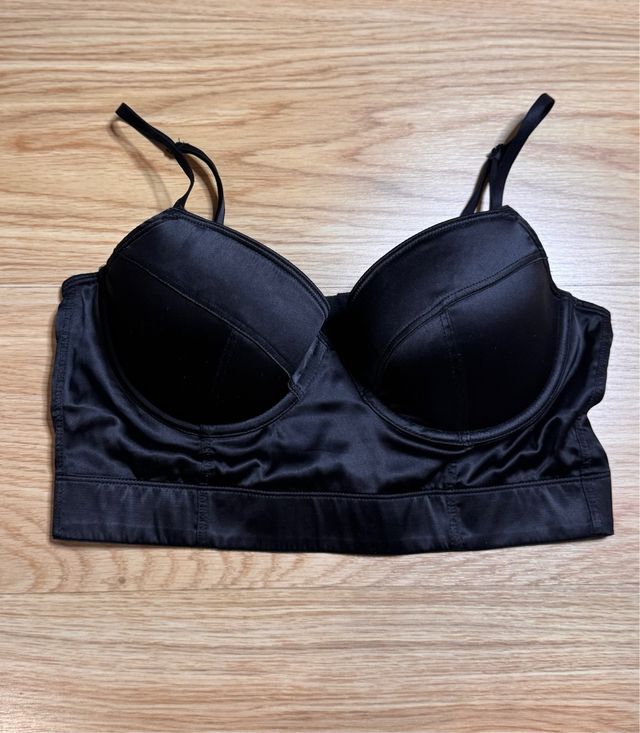 Sujetador bustier satinado negro. Talla 85B. H&M.