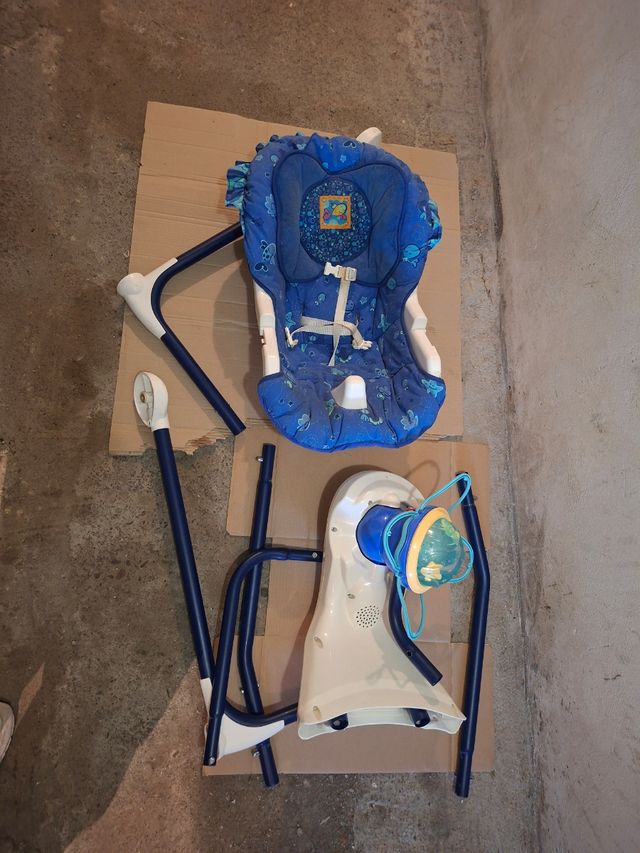 Dondolo per neonati blu e bianco