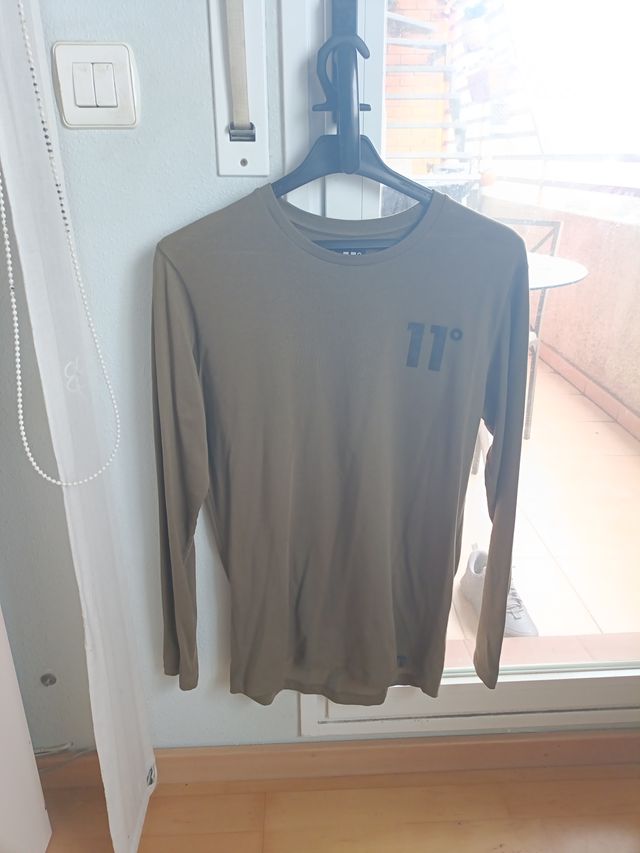 Camiseta 11 Degrees manga larga verde oliva vestir