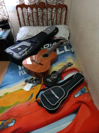 Guitarra Alhambra C3 y Ukelele nuevo con ascesorio