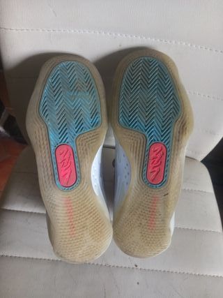 Nike Jordan ZION 3 Talla 41 Sept 2023