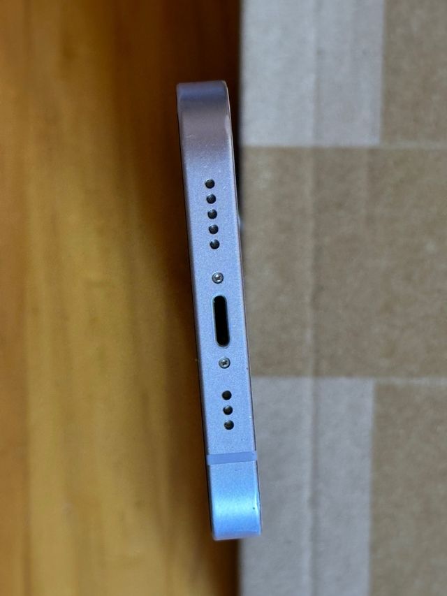 iPhone 14 - Batteria al 100% 