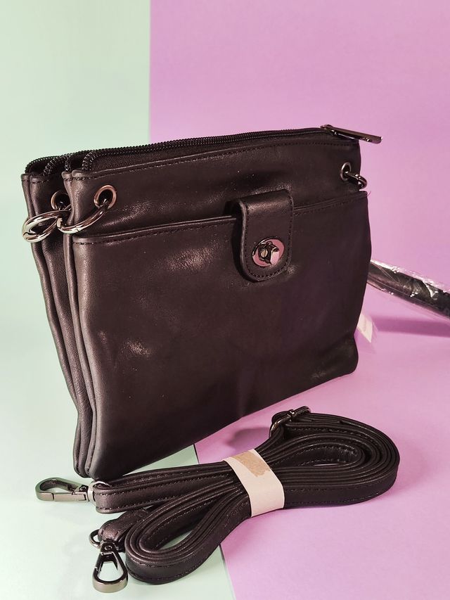 Bolso negro polipiel Vérsatil