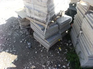 Lote de granito para construcción