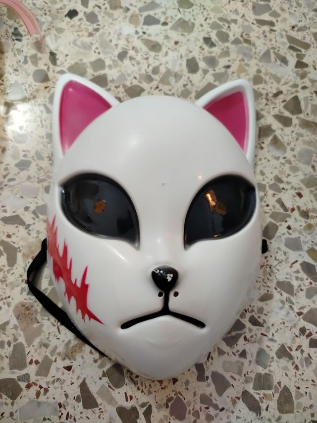 Máscara de gato Demon Slayer sin estrenar