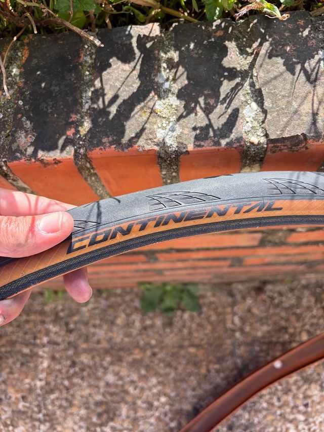 Neumático Continental GP 5000 28mm