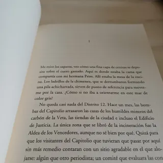 Serie Los Juegos del Hambre - Sinsajo (#3)