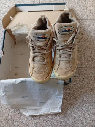 Scarpe Ellesse Tg 42 - Ottime per passeggio