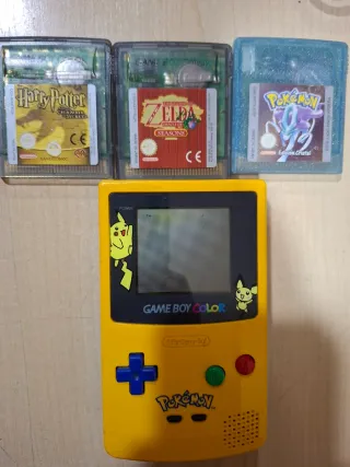 Consola Game Boy Color Amarilla + 3 Juegos