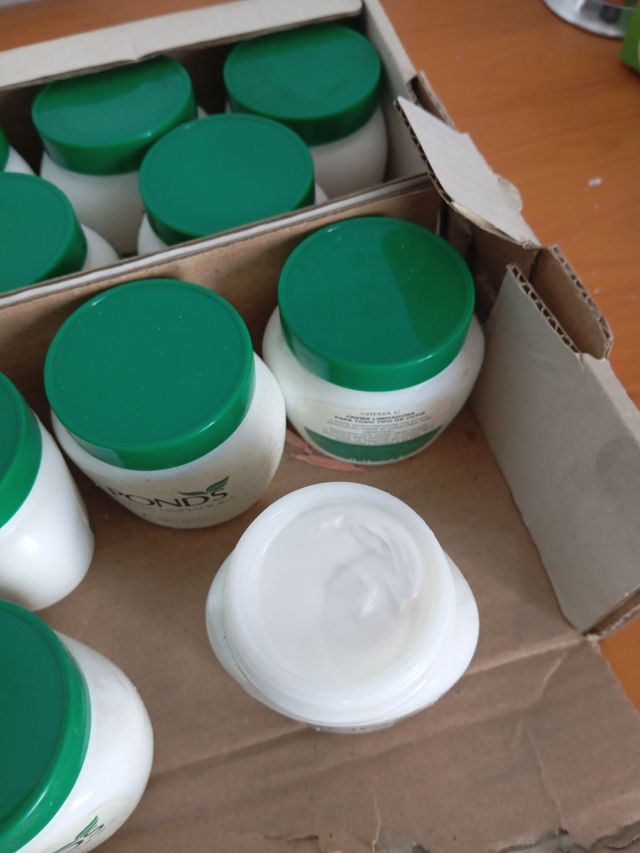 Lote Cremas Pond's Años 90