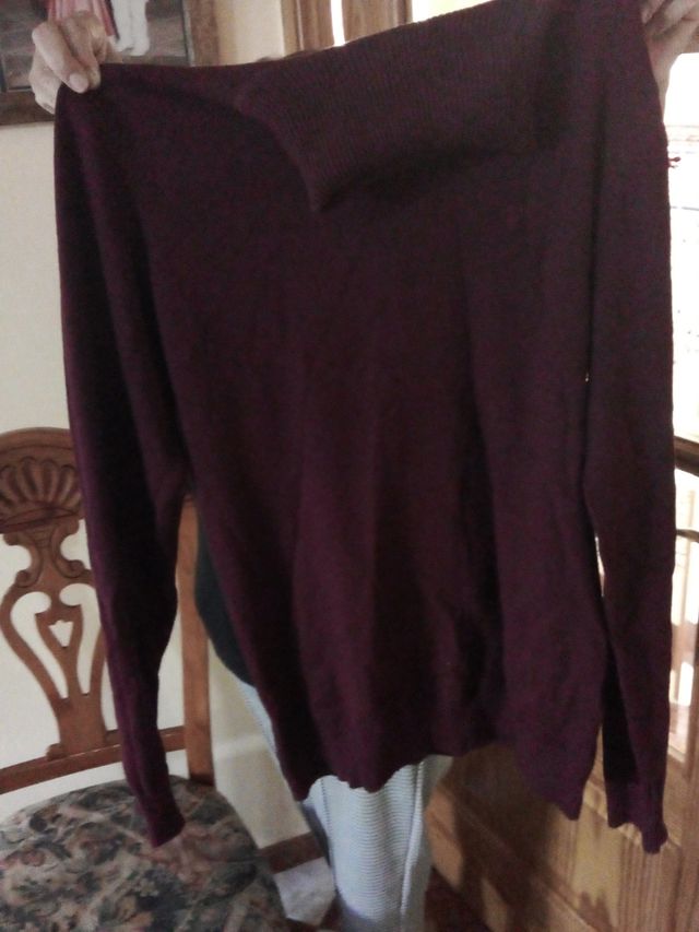 Camiseta morada manga larga