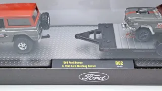 1966 Ford Bronco & Ford Mustang maqueta 1/64 M2