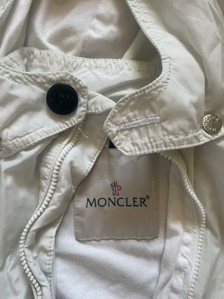 Giacca Moncler Bambino 3 anni