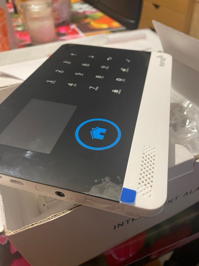 Sistema de Alarma GSM Inalámbrico