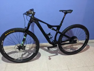Bicicleta de montaña Orbea Oiz H10 TR