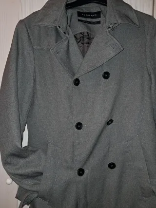 Abrigo Zara Hombre Talla  S . Largura 93 cm